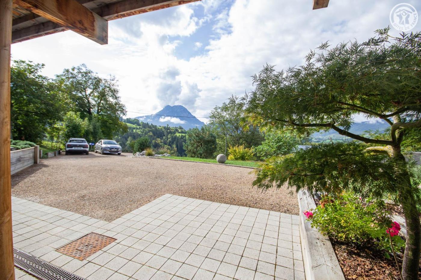 Les Perrelles Bed & Breakfast Bellecombe-en-Beauges ภายนอก รูปภาพ